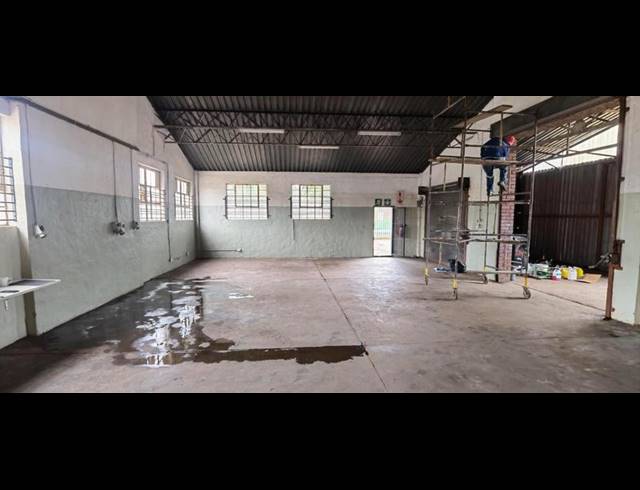 INDUSTRIAL PROPERTY TO RENT IN KOEDOESPOORT INDUSTRIAL